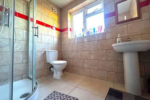 3 Bomer Close, Sipson, West Drayton, UB7 0JP
