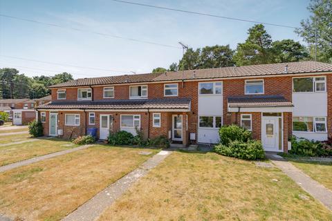 Kinross Avenue, Ascot