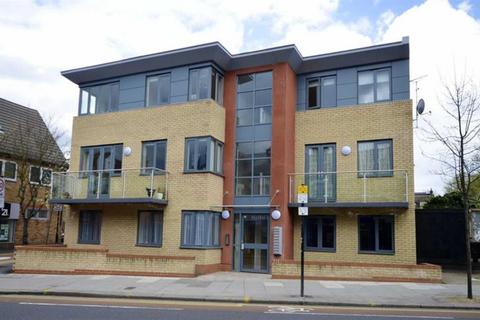 1 bedroom flat to rent, Hoe Street, Walthamstow