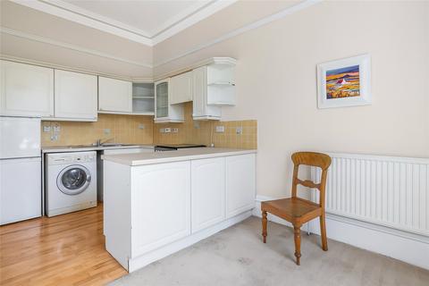 2/1, 104 Queens Drive, Glasgow, G42 8BJ
