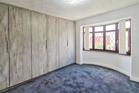 4 bedroom semi-detached house for sale, Newearth Road, Manchester M28