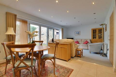 undefined, Cavendish Drive, Market Weighton, York