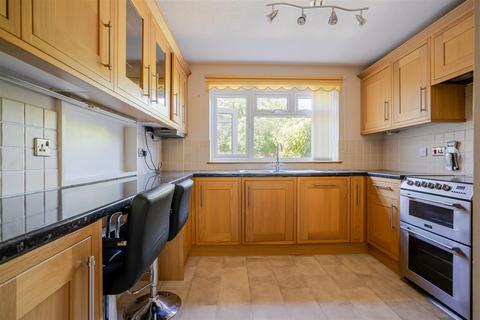 undefined, Sutherland Chase, Ascot