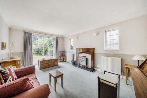 undefined, Monks Road, Banstead