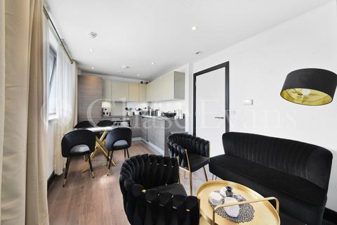 3 bedroom flat to rent, Central Square, Wembley, London, HA9