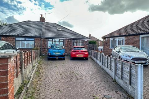 4 bedroom semi-detached bungalow for sale, Merton Grove, Chadderton, Oldham, Greater Manchester, OL9