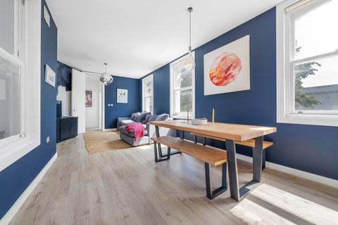 2 bedroom flat for sale, Barnwell Road, SW2