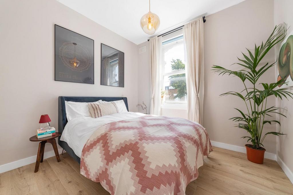 Principal bedroom