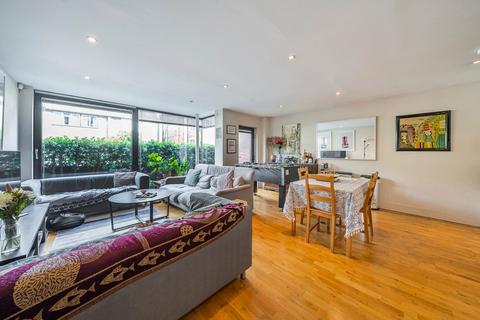 2 bedroom apartment to rent, Hillyard Street, Oval SW9
