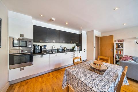 2 bedroom apartment to rent, Hillyard Street, Oval SW9