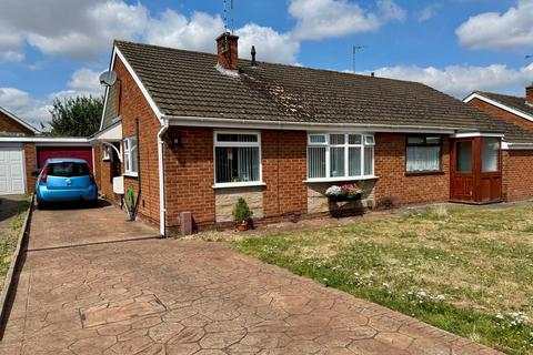 3 bedroom semi-detached bungalow for sale, Worcester Avenue, Birstall, LE4