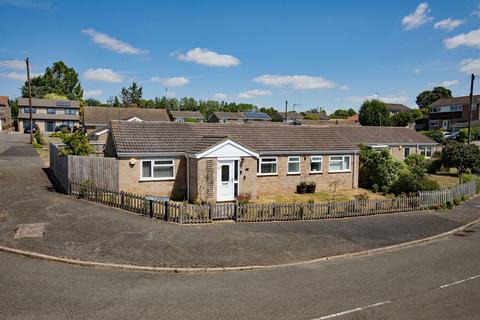 3 bedroom detached bungalow for sale, Swan Avenue, Brigstock NN14