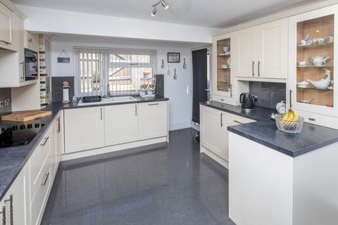 3 bedroom detached bungalow for sale, Swan Avenue, Brigstock NN14