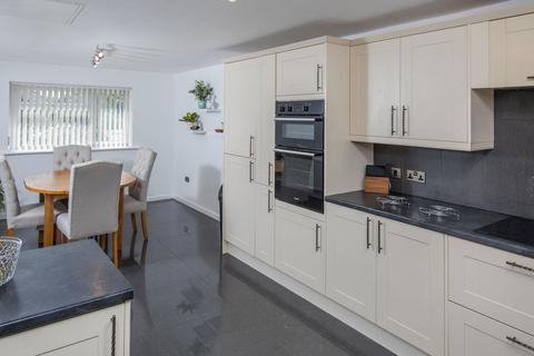 undefined, Swan Avenue, Brigstock NN14