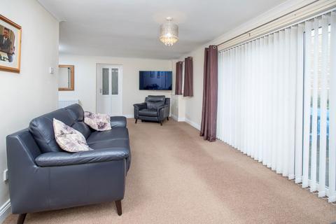 undefined, Swan Avenue, Brigstock NN14