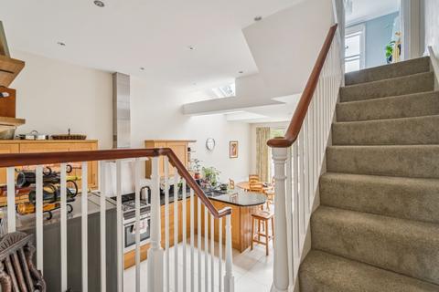 5 Mead Road, Uxbridge, UB8 1AU