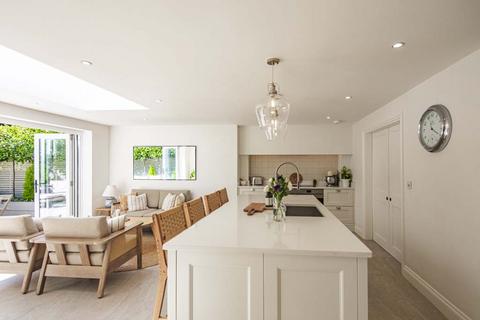 18 Clevemede, Goring, Reading, RG8 9BU