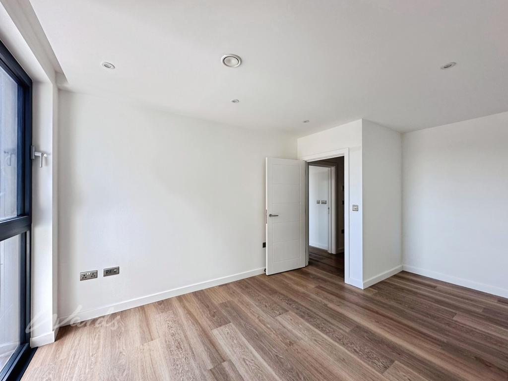 15 WT bedroom use