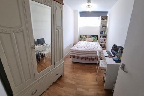 1 bedroom in a flat share to rent, Shreveport House, N19