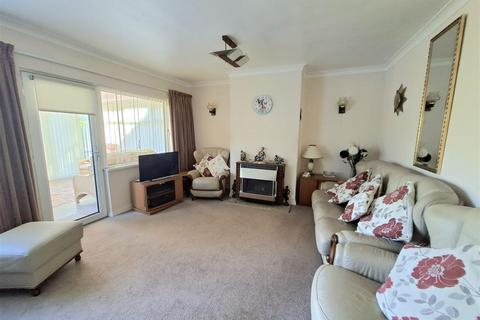 3 bedroom detached house for sale, Dylan Road, Killay, Swansea