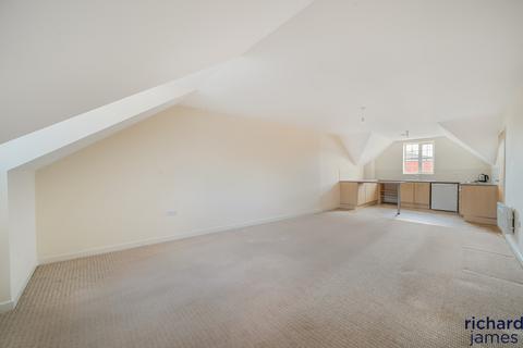 2 bedroom flat for sale, Old Town, Swindon SN1