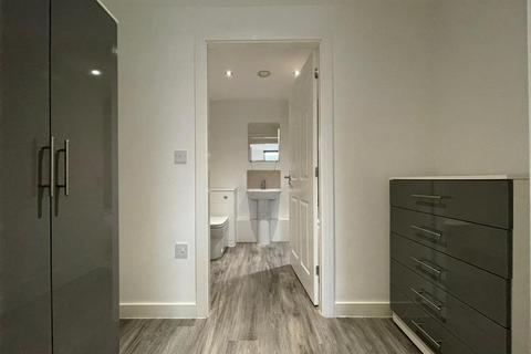2 bedroom apartment to rent, Sherwood Street, Manchester M14