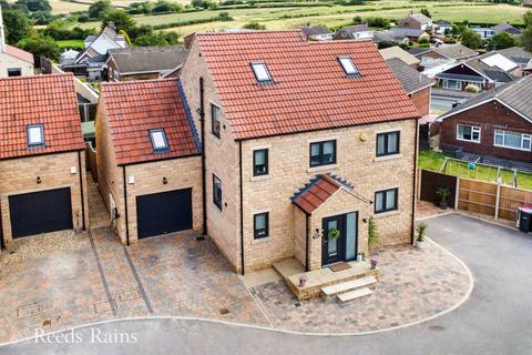 4 bedroom detached house for sale, Limestone Court, Rotherham S25