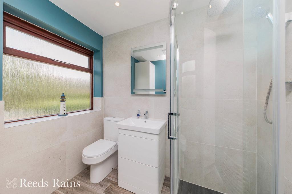 Shower Room/ WC