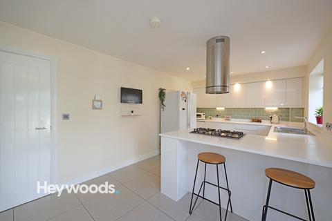 40 Turnberry Drive, Stoke-on-trent, ST4 8EZ