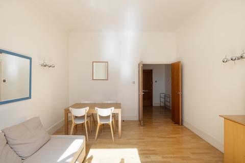 2 bedroom apartment for sale, East Block, Forum Magnum Square, London SE1
