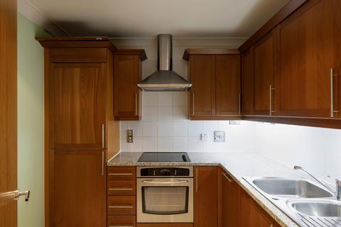2 bedroom apartment for sale, East Block, Forum Magnum Square, London SE1