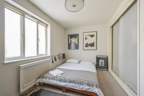 36 Ruston Street, London, E3 2LR