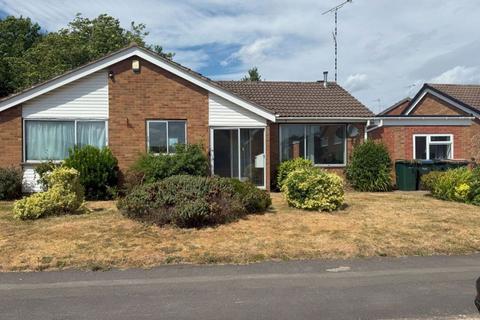 5 bedroom bungalow to rent, ALDRIN WAY, CANNON PARK, COVENTRY CV4 7DP