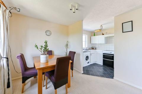 20 Pearce Close, Mitcham, CR4 2GP