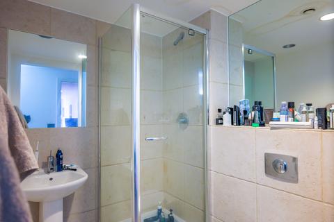 2 bedroom flat for sale, Wellington Street, Leeds LS1