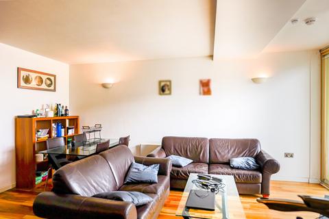 2 bedroom flat for sale, Wellington Street, Leeds LS1