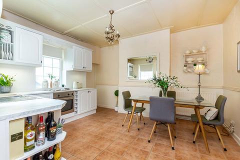 3 bedroom cottage for sale, Bath Street North, Southport PR9