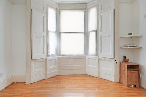 4 bedroom terraced house for sale, Median Road, London, E5