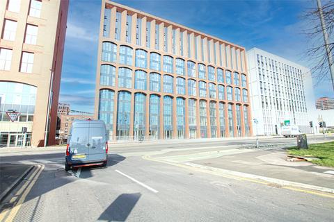 3 bedroom apartment to rent, City Gardens, Castlefield M15