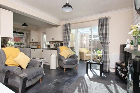 3 bedroom semi-detached house for sale, Wood View, Brynna, Pontyclun CF72 9QY
