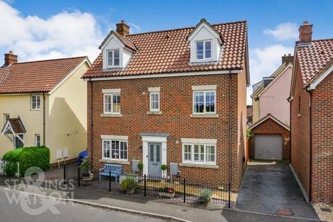 5 bedroom detached house for sale, Lavender Road, Wymondham