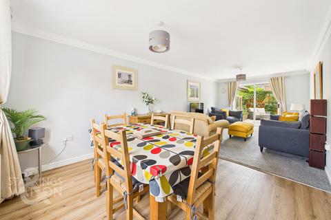 5 bedroom detached house for sale, Lavender Road, Wymondham
