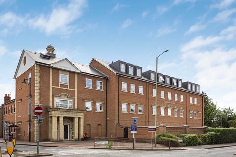 1 bedroom apartment for sale, Guildford Street, Surrey KT16
