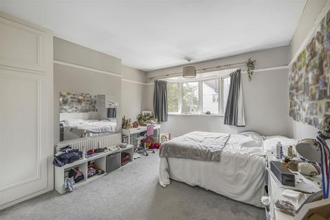 undefined, Observatory Road, East Sheen, SW14
