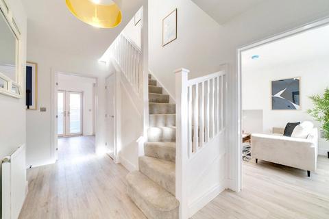 5 bedroom detached house for sale, Devis Drive, Kenilworth, Warwickshire