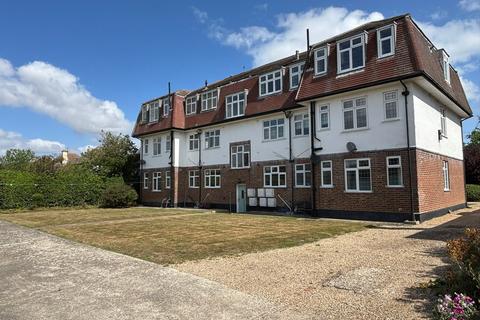 3 bedroom flat for sale, Eton Road, Frinton-on-Sea, CO13