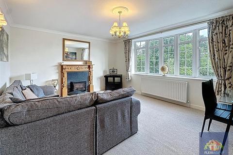 2 bedroom flat to rent, Saxon Road, Southport PR8