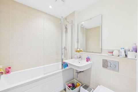 7 Bricklayer Lane, Faygate, Horsham, RH12 0AA