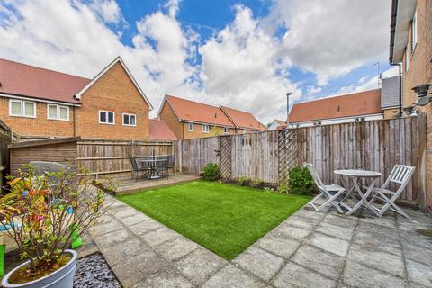 7 Bricklayer Lane, Faygate, Horsham, RH12 0AA