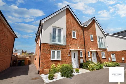 3 bedroom semi-detached house for sale, Reed View, Polegate BN26